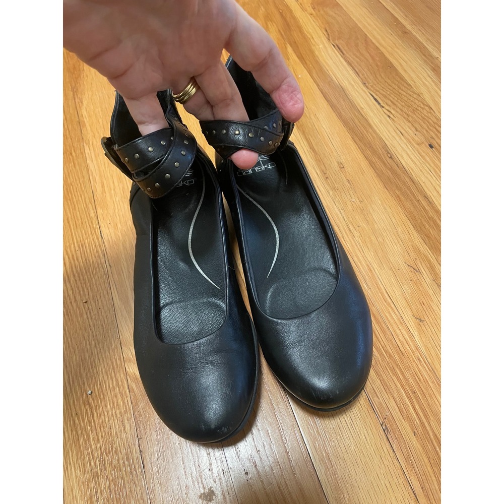 Dansko Lois Black Leather Studded Ankle Strap Buckle Flats Rear Zip EU 38